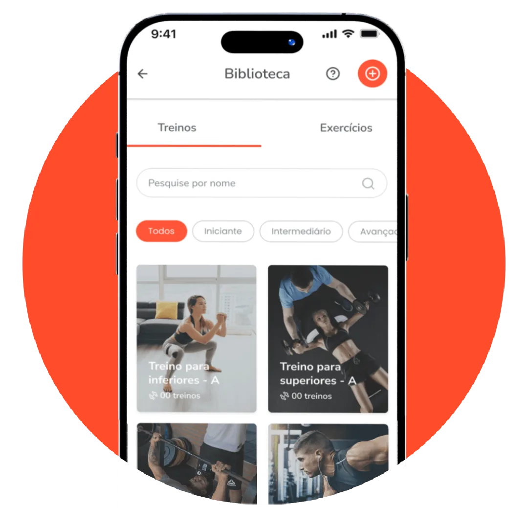 Tela de montagem de treino do app PersonalFit com lista de exercícios